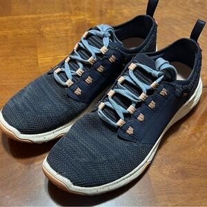 Teva Arrowood 2 Knit Trail Sneakers Womens Size 9.5 Navy Blue Peach Comfort